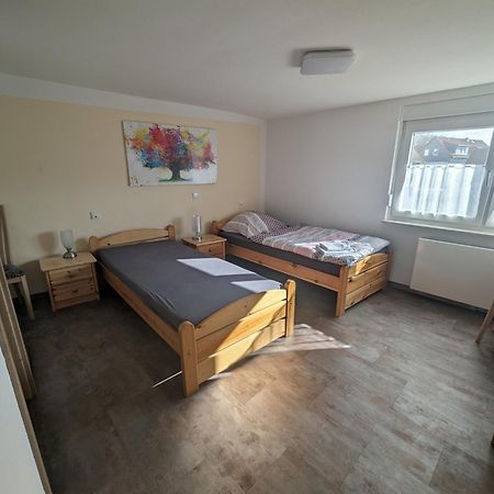 Pension Neue Linde Alsfeld Exterior foto