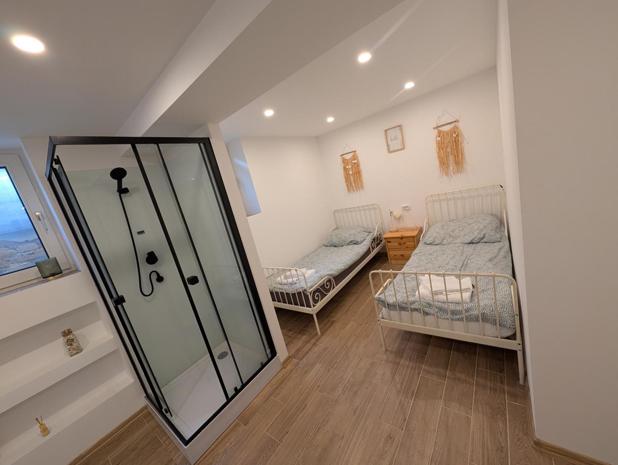 Pension Neue Linde Alsfeld Exterior foto